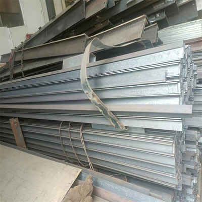 Q235B Mild staal T-vormige balk Warmgewalst Gesweisd T-balk 400 * 400 * 10 mm Grootte Aanpasbare lengte