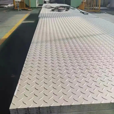 ASTM 316 Gedrukt roestvrij staal platen Anti-Sliding 1400 * 6000mm Grootte 0,65mm 0,75mm Dikte 2B Toiletgebouw