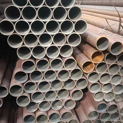 ASTM A36 Niet-gelegeerde naadloze koolstofstaalpijpen Naadloze buizen 2,5 3 4 5 mm Dikte 59 mm OD