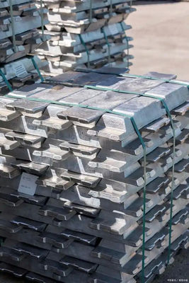 Uitstekende Lasbaarheid A7 Aluminium Ingot Ultieme oplossing voor de productie van aluminium